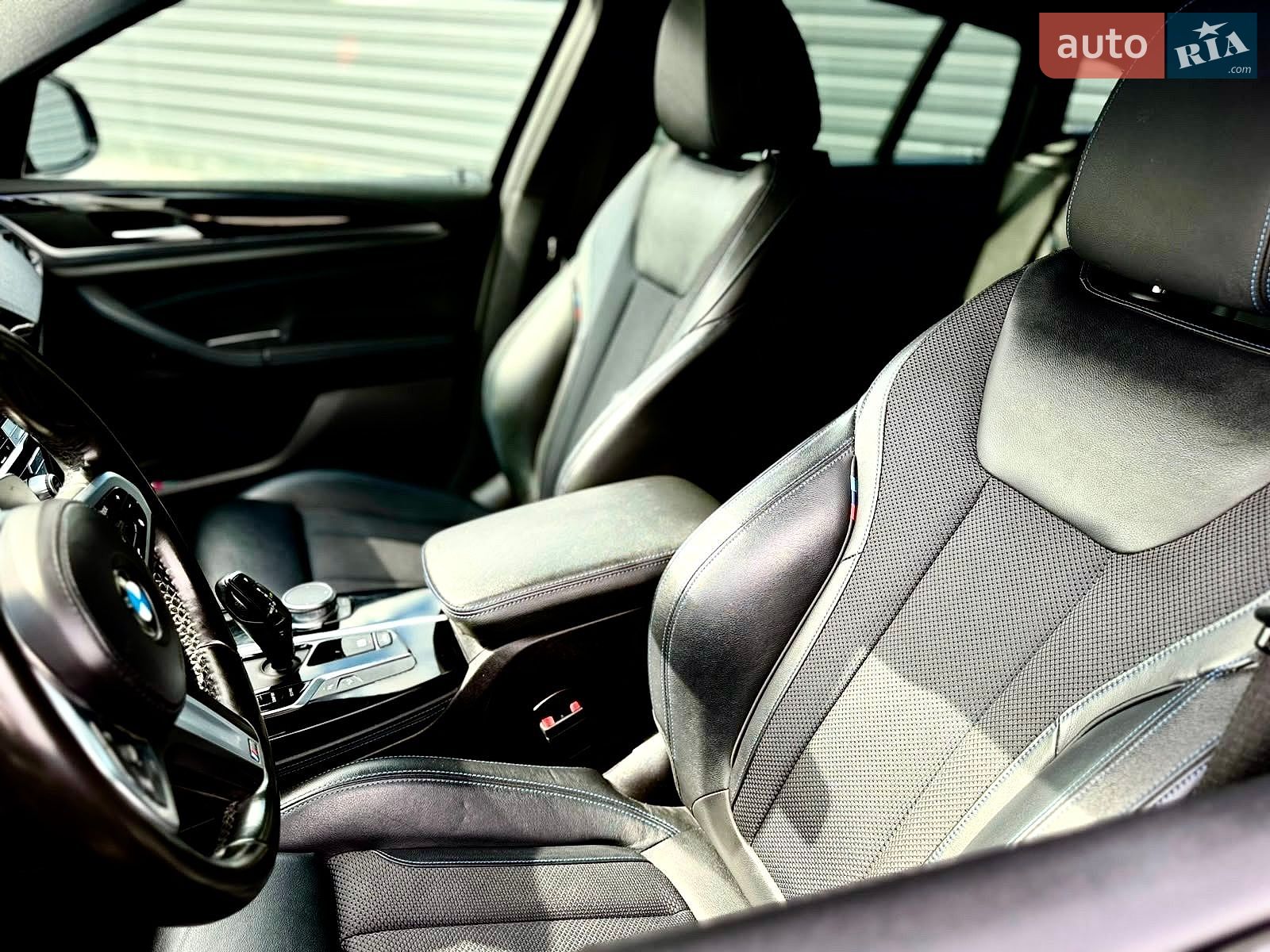 BMW X4 2018 VIN WBAVJ11050LF63034 фото оголошення 15 з 24