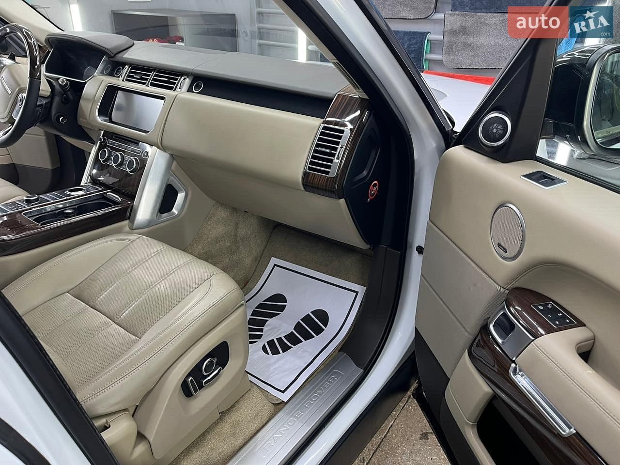 Land Rover Range Rover 2016 VIN SALGS2FK4HA330428 фото оголошення 14 з 18