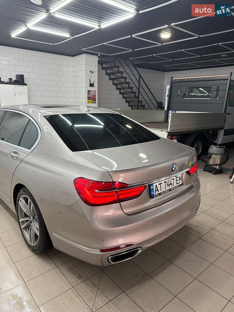 BMW 7 Series 2016 VIN WBA7E2C55GG547704 фото оголошення 7 з 20