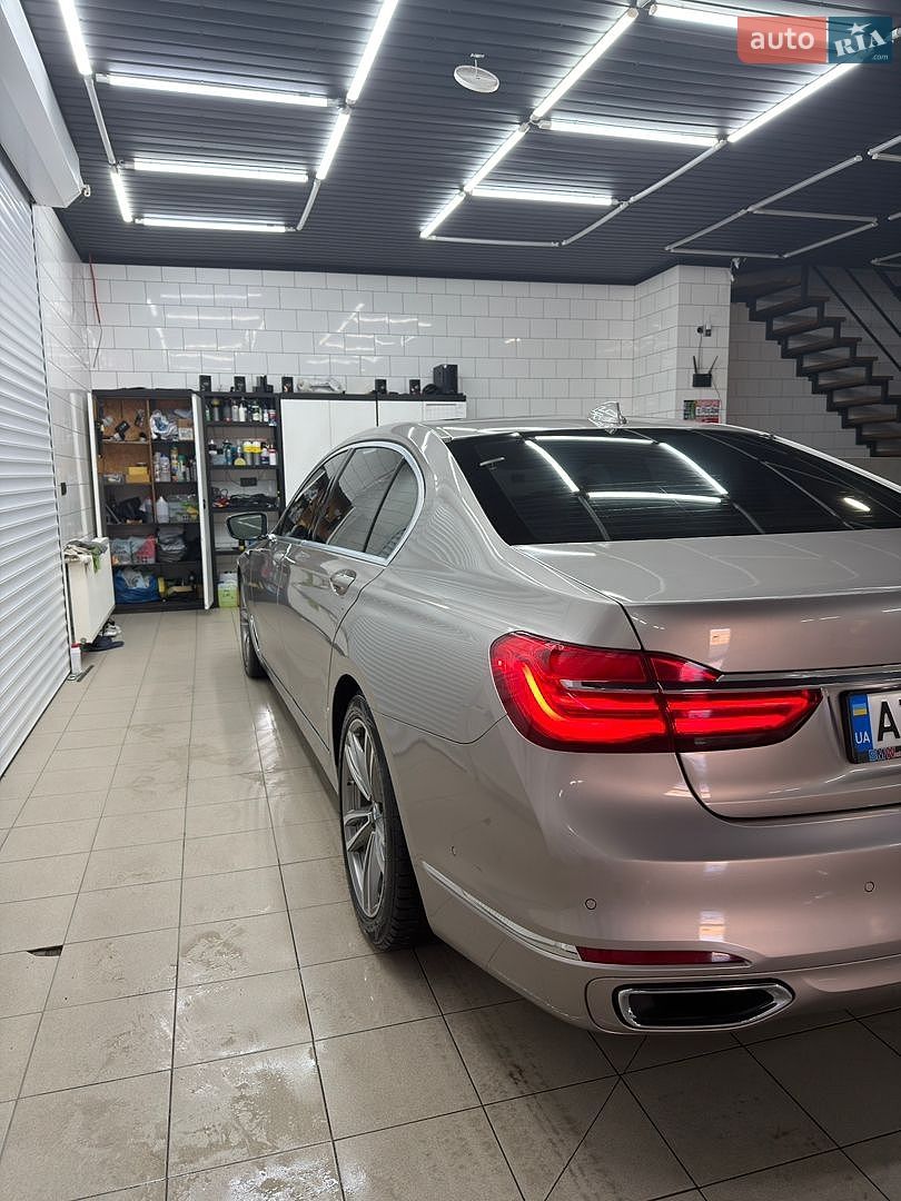 BMW 7 Series 2016 VIN WBA7E2C55GG547704 фото оголошення 8 з 20