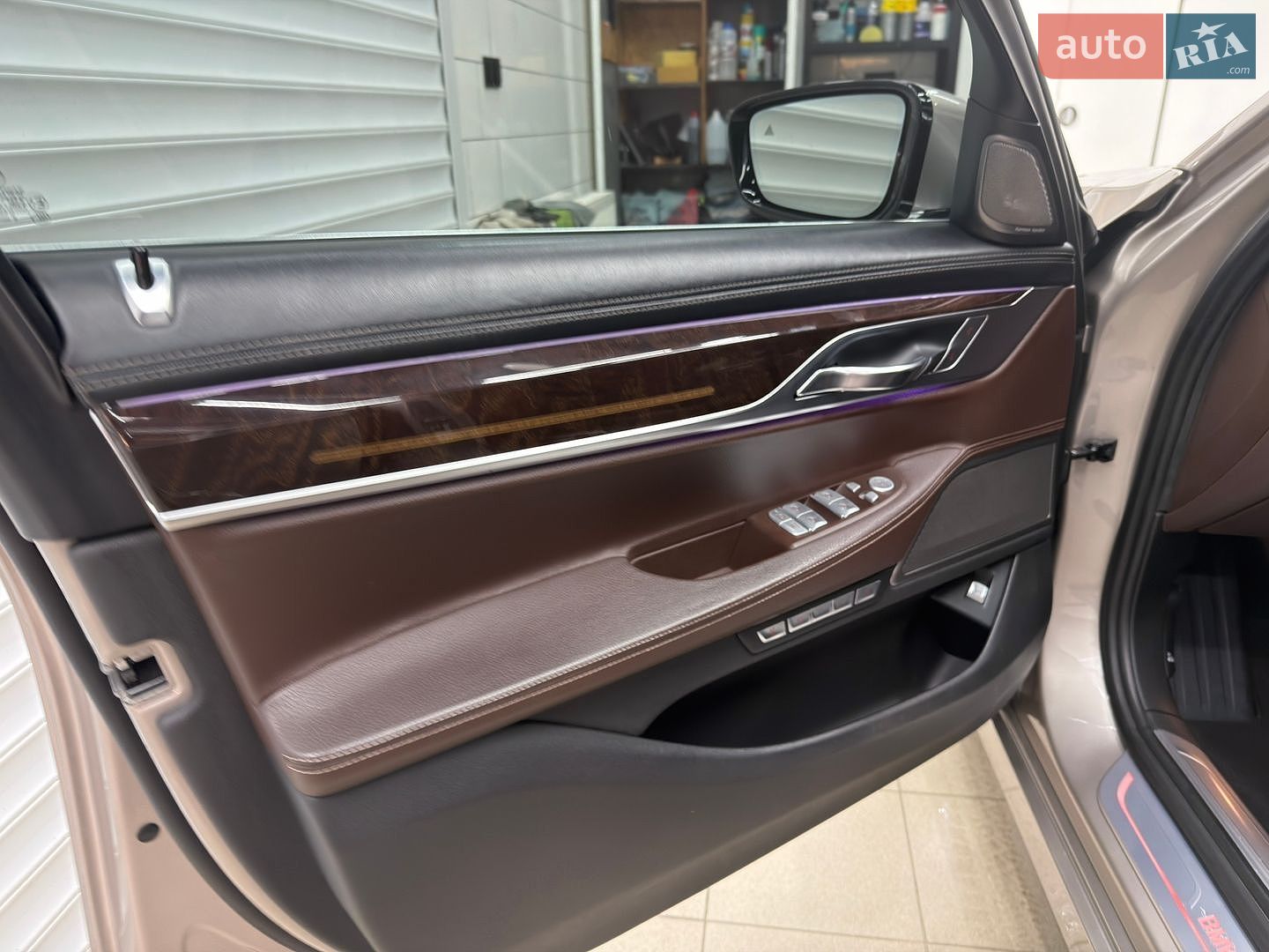 BMW 7 Series 2016 VIN WBA7E2C55GG547704 фото оголошення 11 з 20