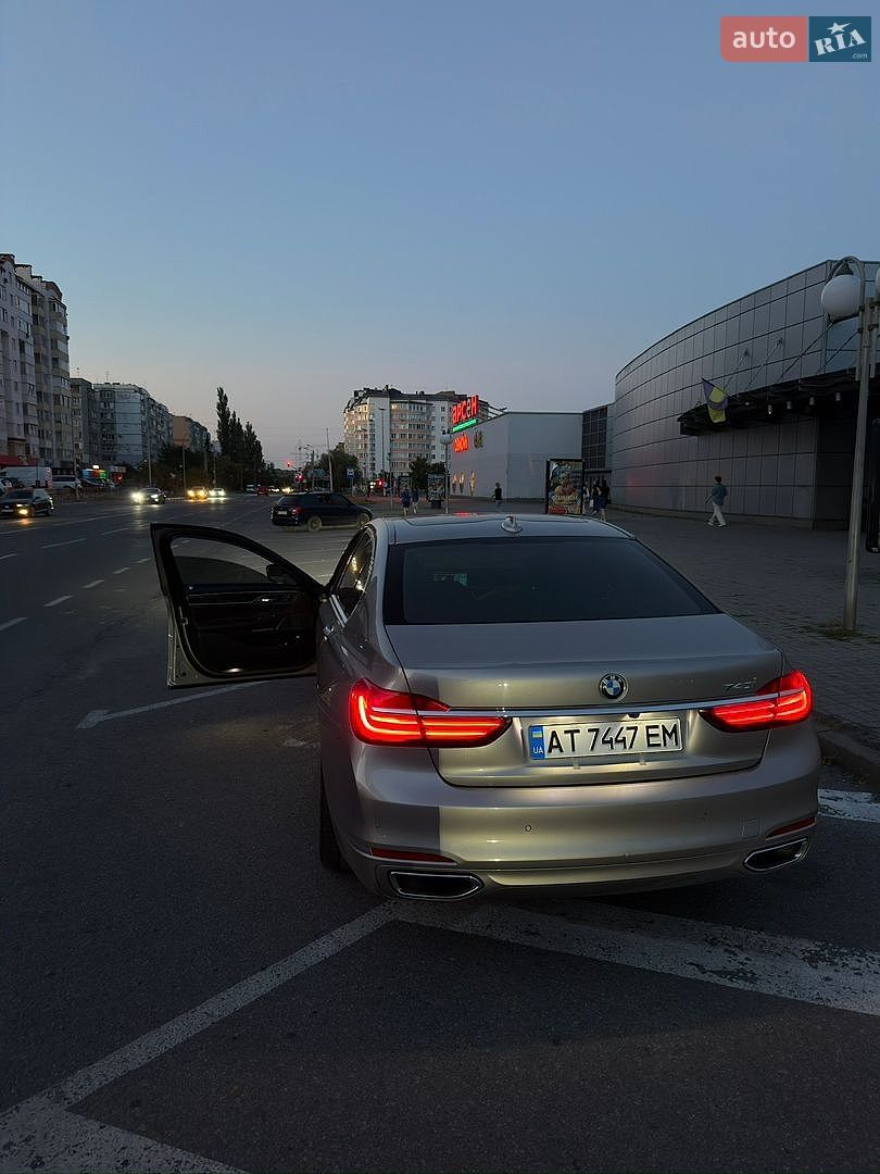 BMW 7 Series 2016 VIN WBA7E2C55GG547704 фото оголошення 17 з 20