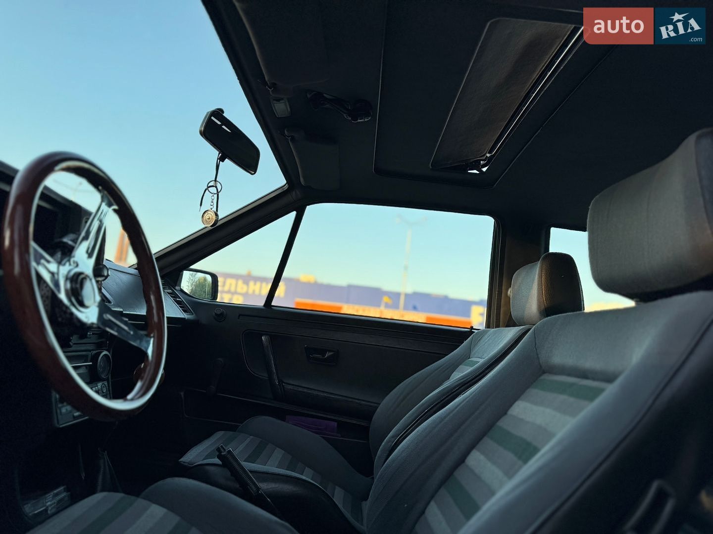Volkswagen Scirocco 1987 VIN WVWZZZ53ZHK000399 фото оголошення 42 з 59