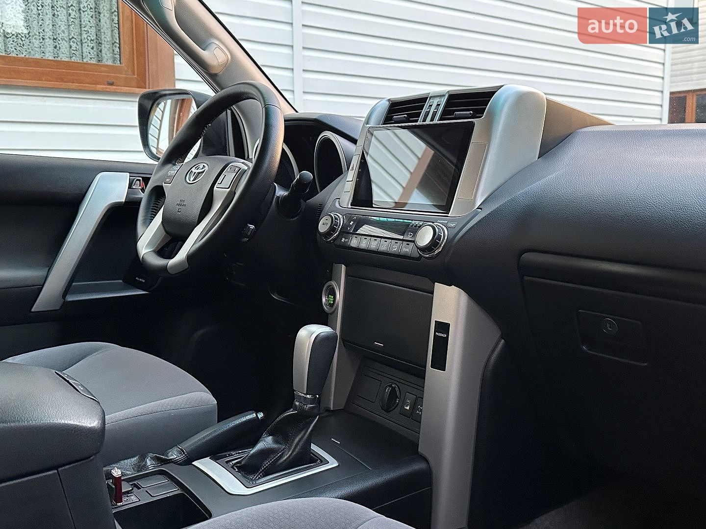 Toyota Land Cruiser Prado 2010 VIN JTEBH3FJ60K022801 фото оголошення 27 з 46