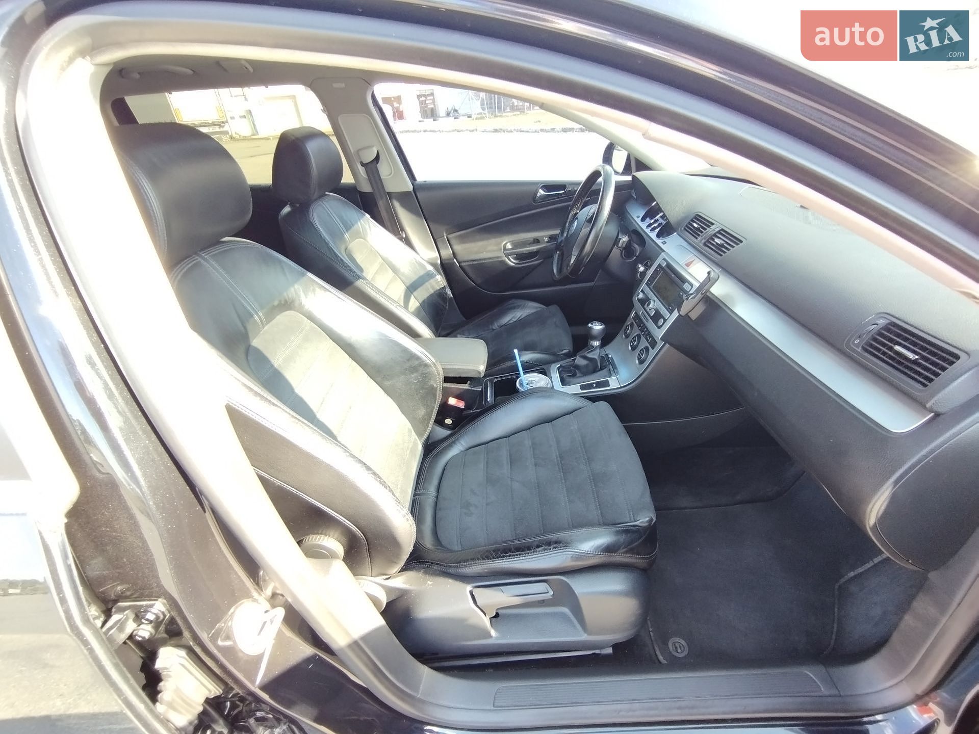 Volkswagen Passat 2005 VIN WVWZZZ3CZ6E152747 фото оголошення 17 з 35