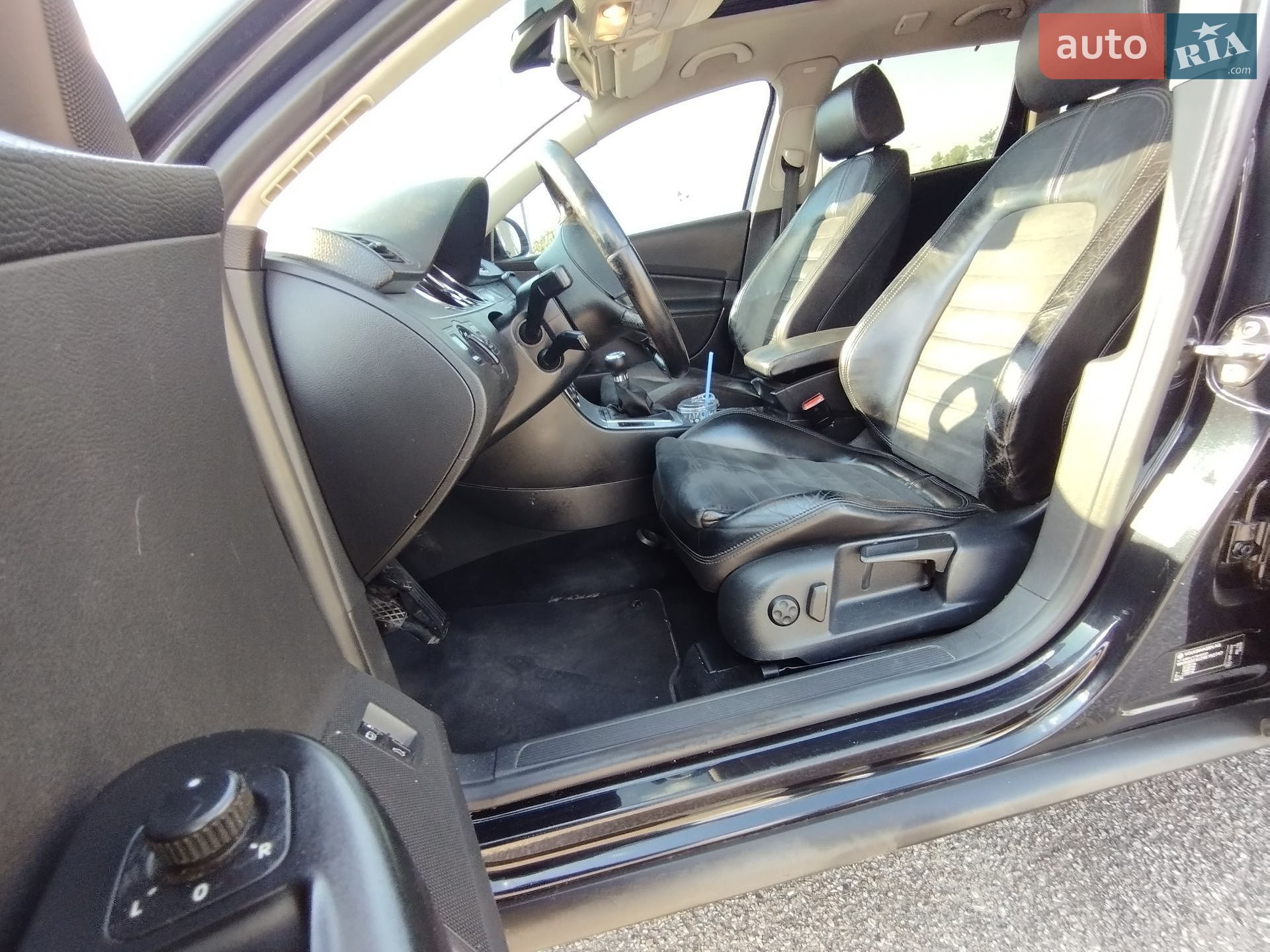 Volkswagen Passat 2005 VIN WVWZZZ3CZ6E152747 фото оголошення 27 з 35