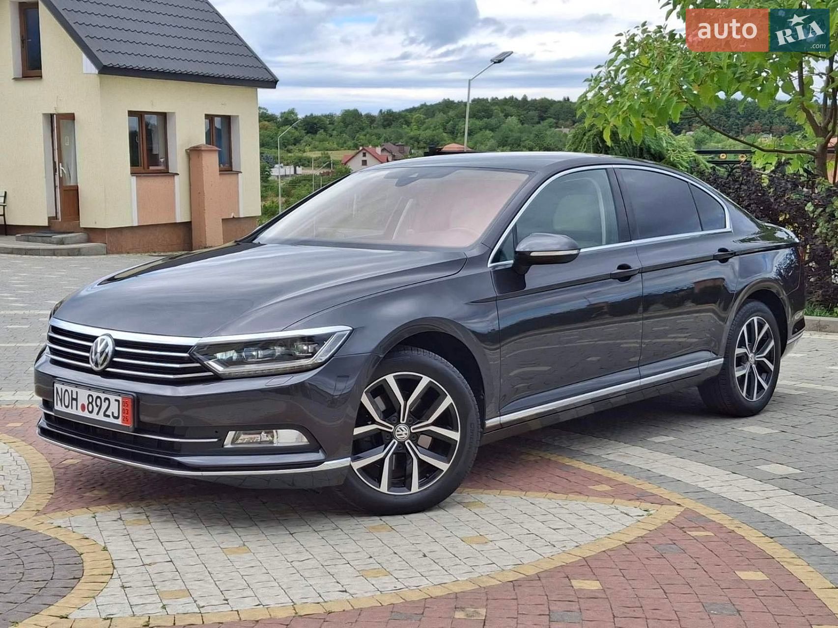 Volkswagen Passat 2018 VIN WVWZZZ3CZJE210663 фото оголошення 5 з 30