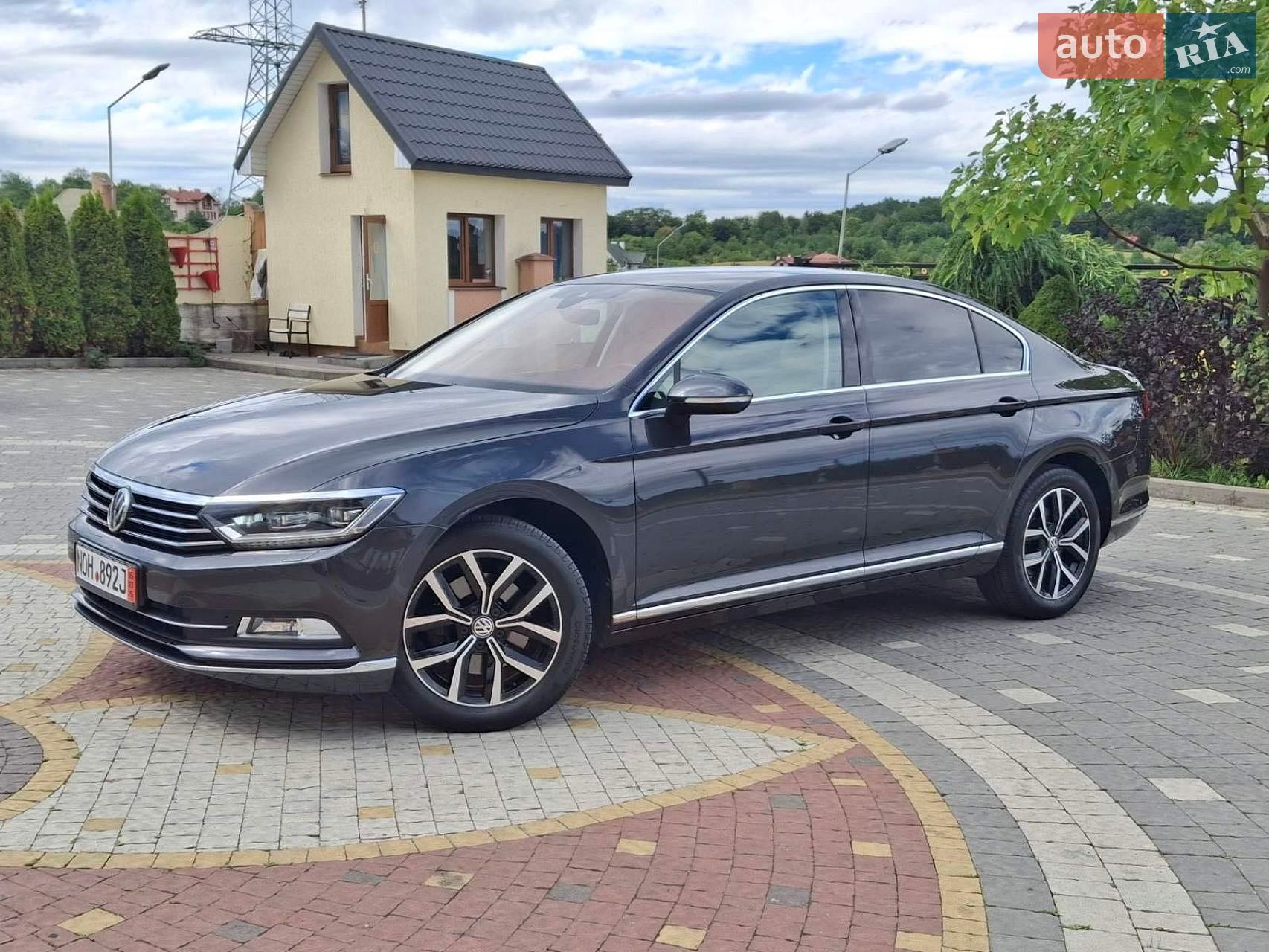 Volkswagen Passat 2018 VIN WVWZZZ3CZJE210663 фото оголошення 6 з 30