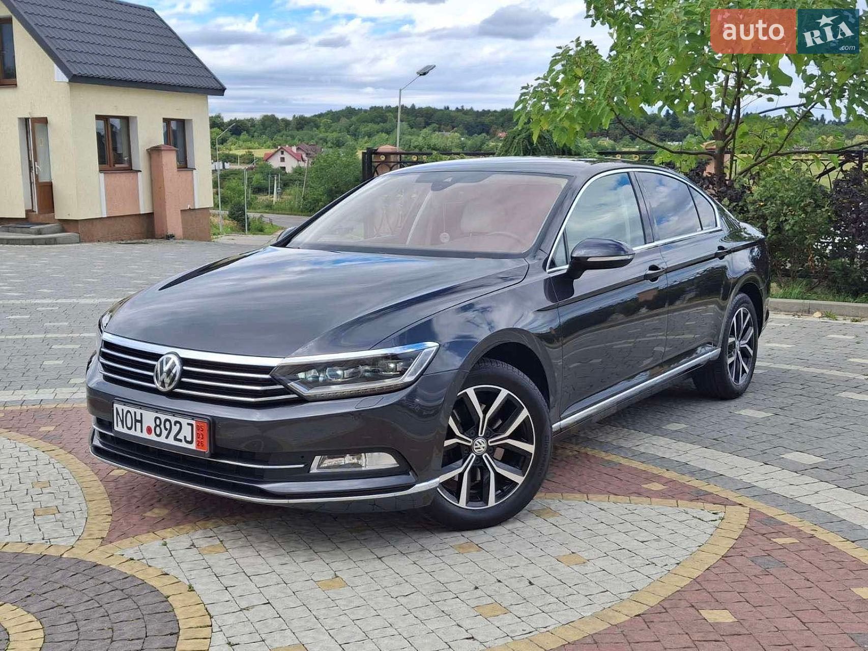 Volkswagen Passat 2018 VIN WVWZZZ3CZJE210663 фото оголошення 4 з 30