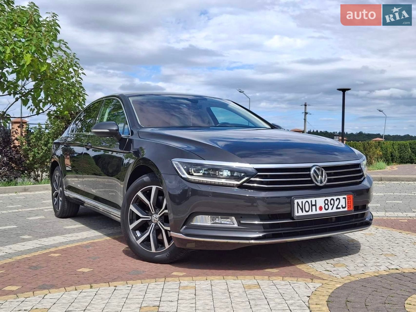Volkswagen Passat 2018 VIN WVWZZZ3CZJE210663 фото оголошення 18 з 30