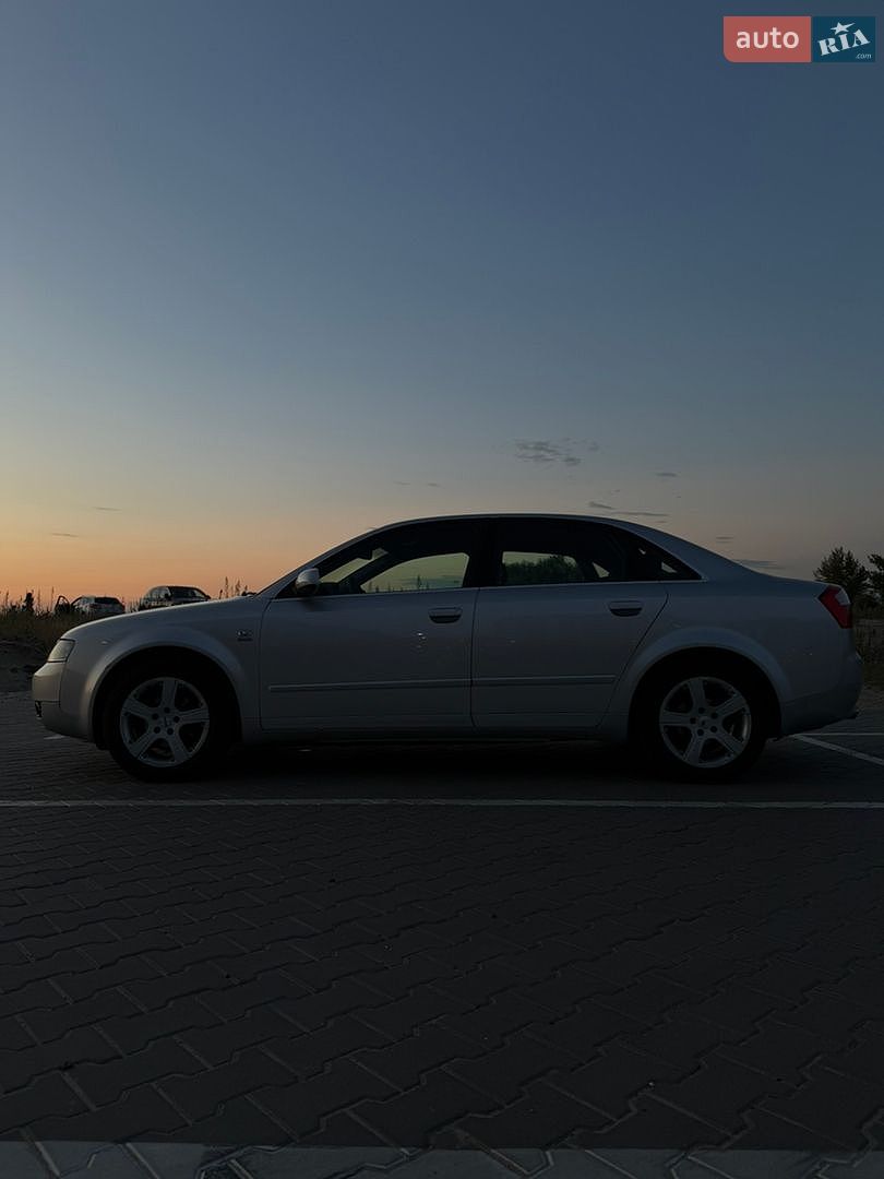 Audi A4 2004 VIN WAUZZZ8E65A004702 фото оголошення 4 з 30
