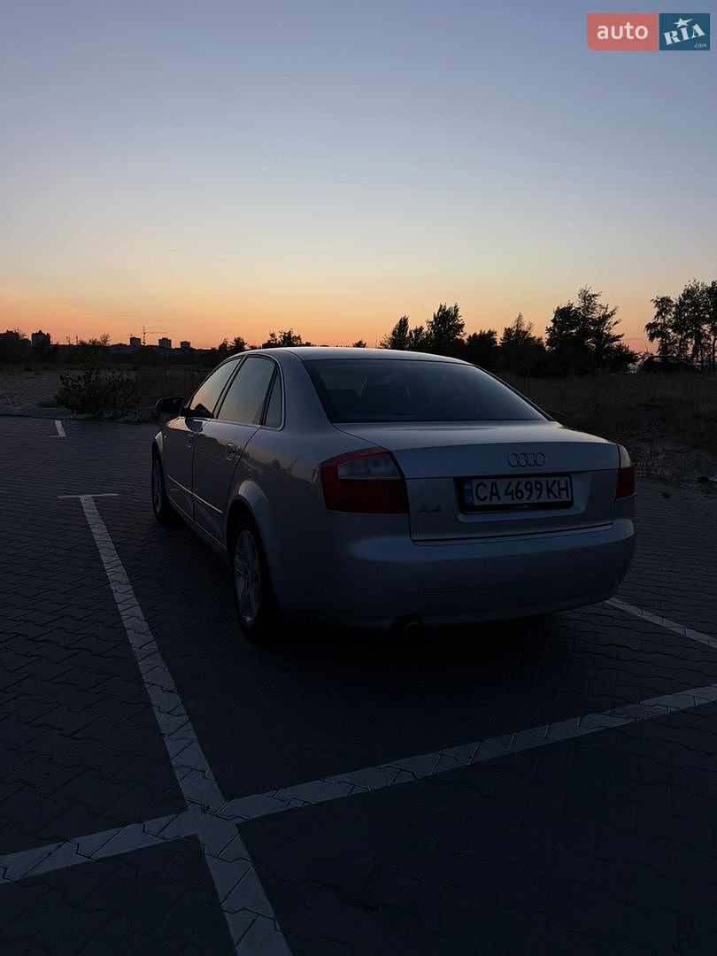 Audi A4 2004 VIN WAUZZZ8E65A004702 фото оголошення 10 з 30