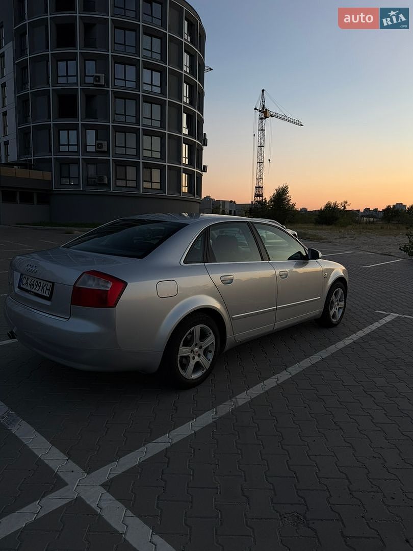 Audi A4 2004 VIN WAUZZZ8E65A004702 фото оголошення 11 з 30