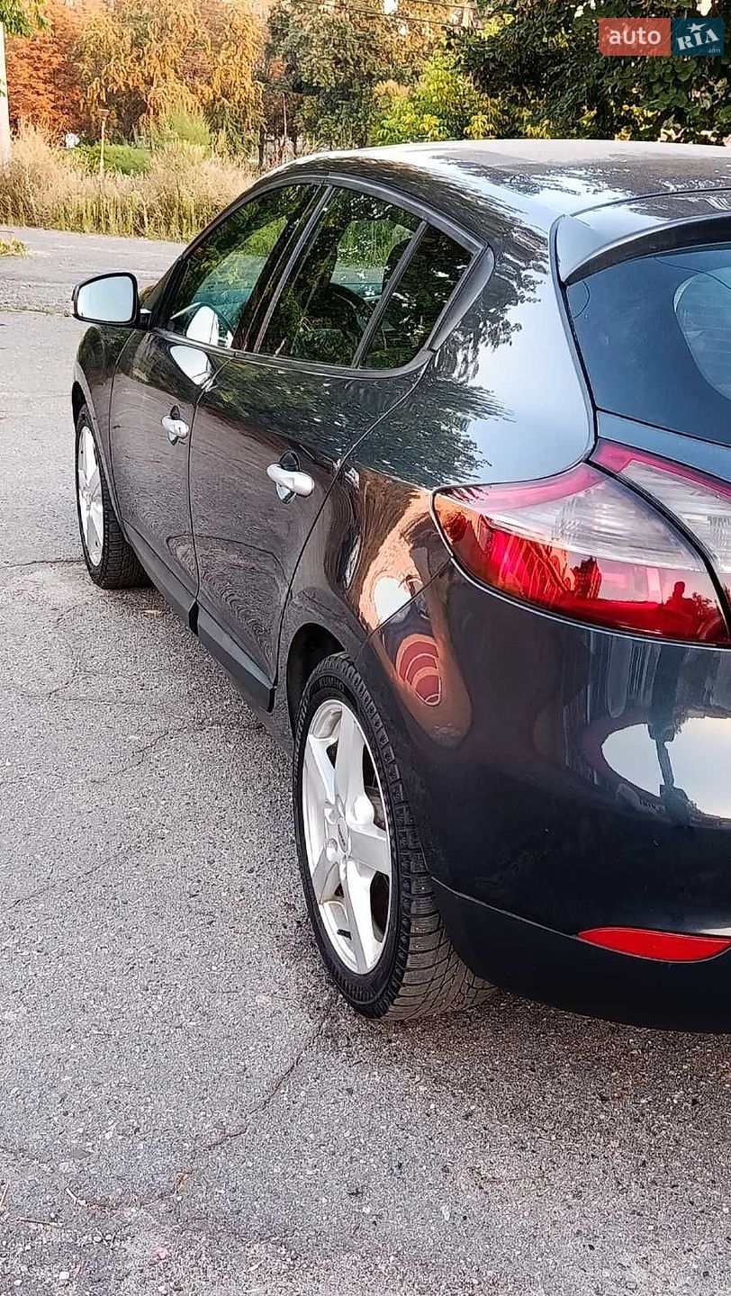 Renault Megane 2011 VIN VF1BZ1U0644832239 фото оголошення 7 з 35