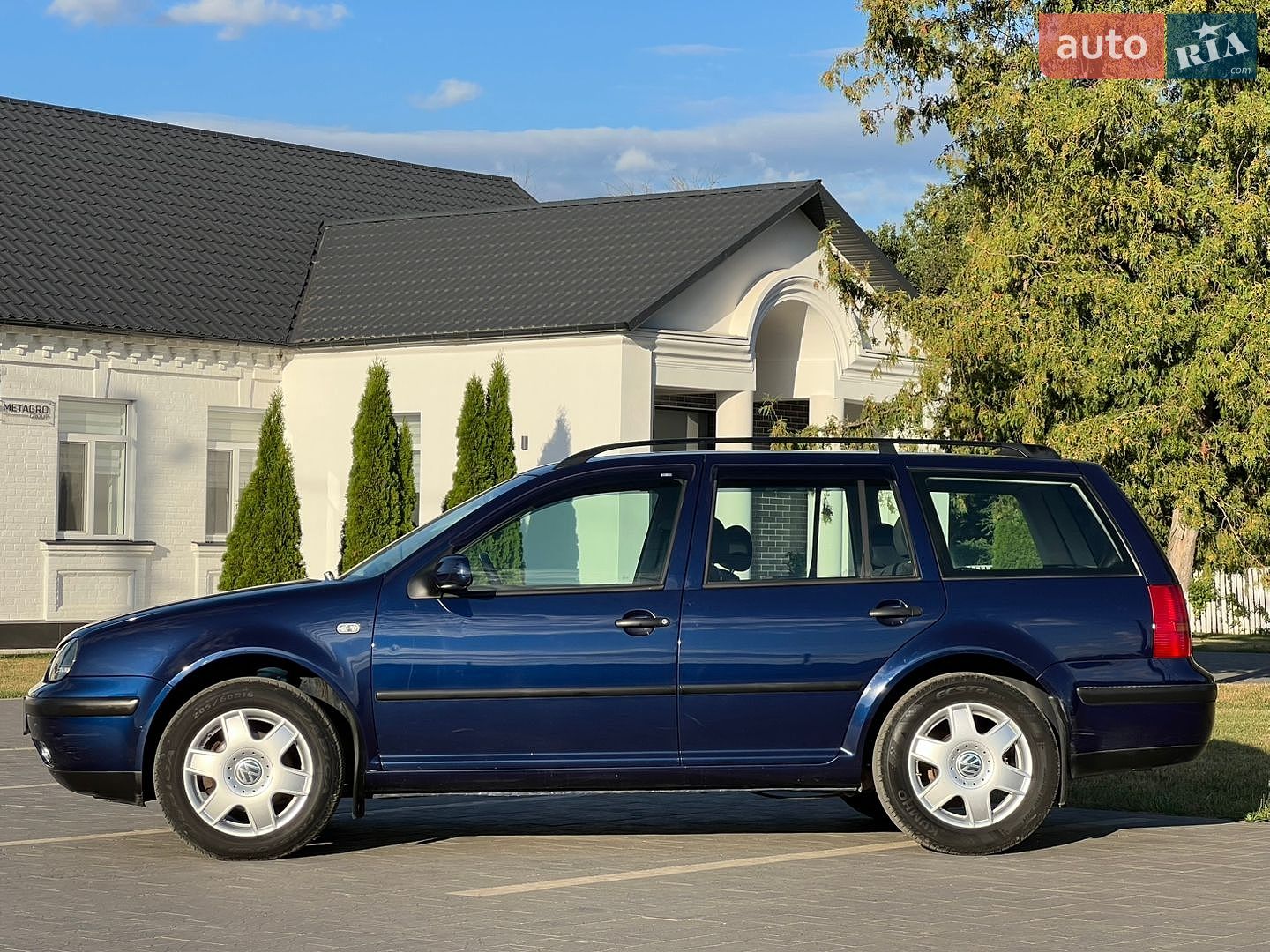 Volkswagen Golf 2001 VIN WVWZZZ1JZ1W366441 фото оголошення 2 з 36