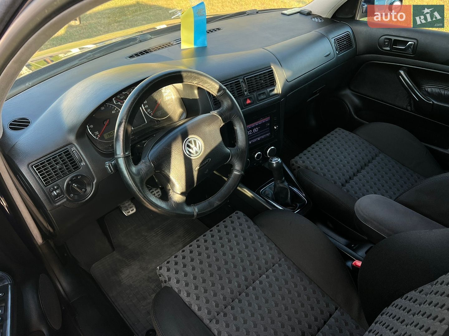 Volkswagen Golf 2001 VIN WVWZZZ1JZ1W366441 фото оголошення 13 з 36