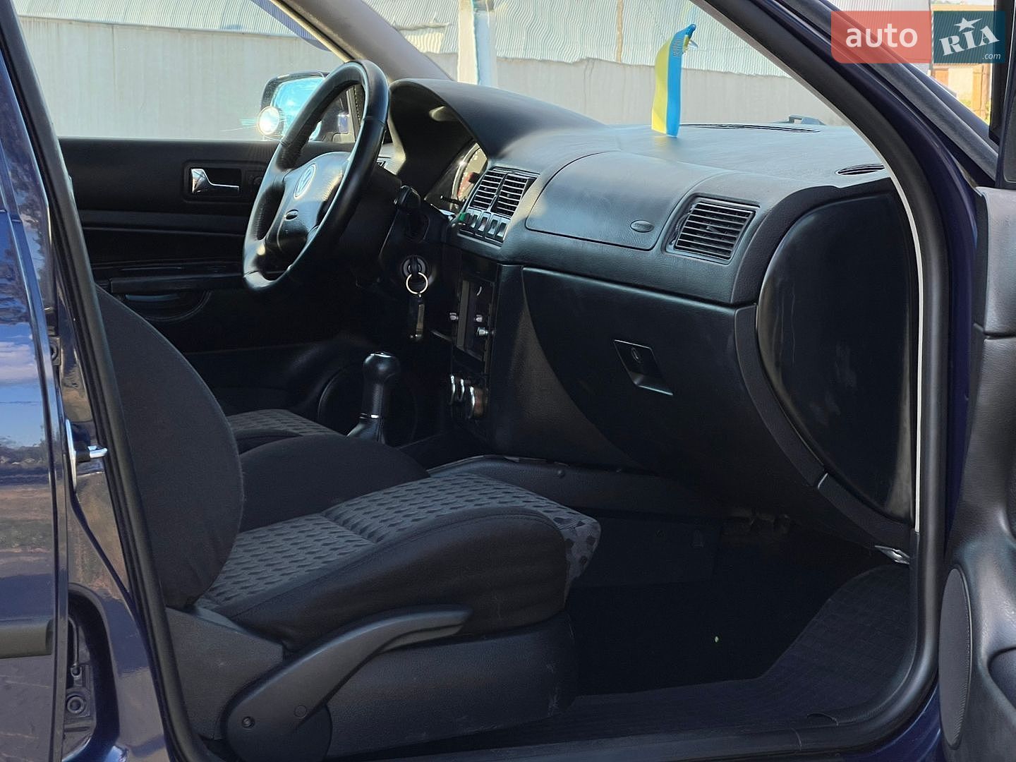 Volkswagen Golf 2001 VIN WVWZZZ1JZ1W366441 фото оголошення 17 з 36