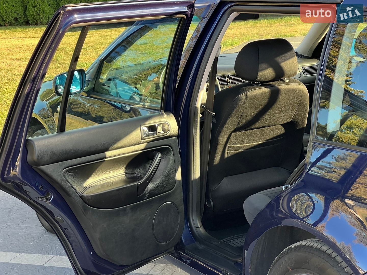 Volkswagen Golf 2001 VIN WVWZZZ1JZ1W366441 фото оголошення 22 з 36