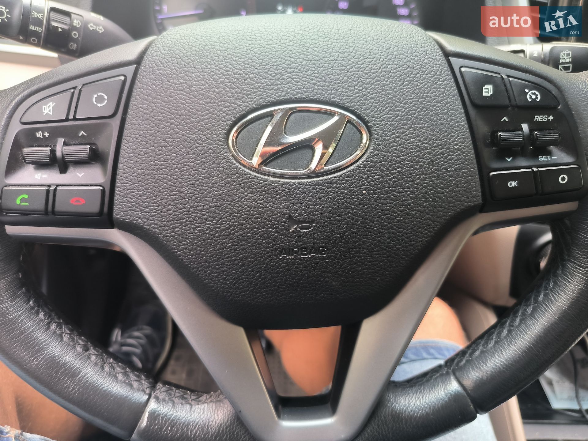 Hyundai Tucson 2016 VIN TMAJ3813DHJ284284 фото оголошення 11 з 24