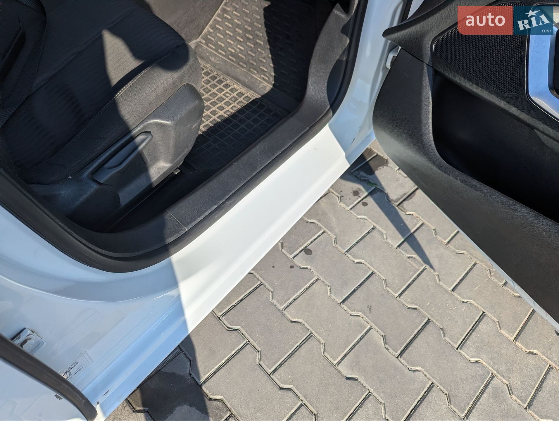 Peugeot 308 2017 VIN VF3LCBHYBHS043003 фото оголошення 3 з 22