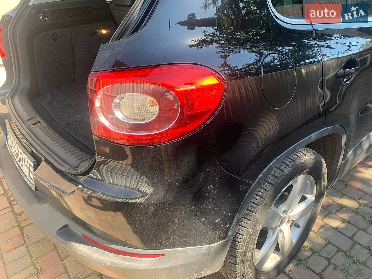 Volkswagen Tiguan 2009 VIN WVGBV7AX7AW516008 фото оголошення 9 з 23