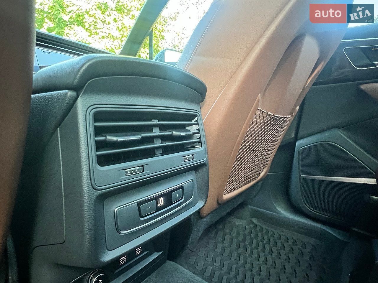 Audi Q7 2021 VIN WA1LJAF76MD034473 фото оголошення 38 з 51