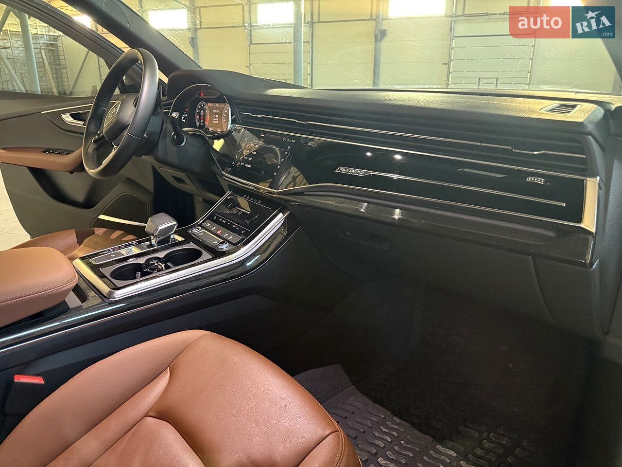 Audi Q7 2021 VIN WA1LJAF76MD034473 фото оголошення 42 з 51
