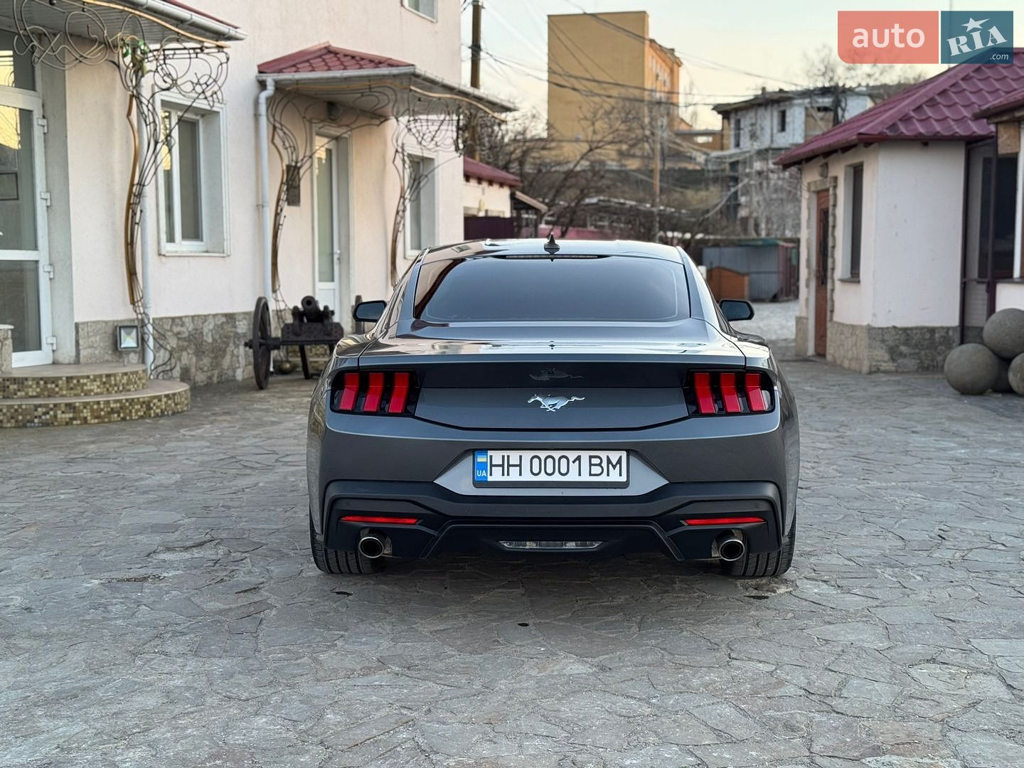 Ford Mustang 2025 VIN 1FA6P8TH7S5129502 фото оголошення 6 з 49