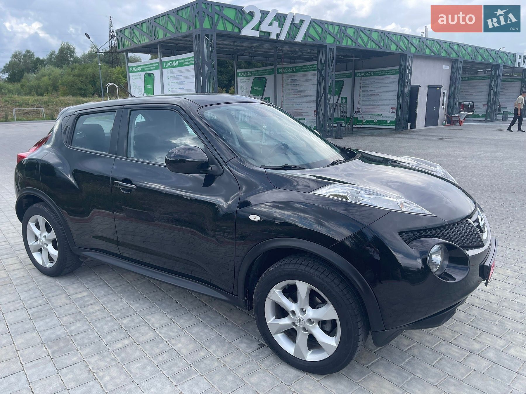 Nissan Juke 2011 VIN SJNFCAF15U6096599 фото оголошення 3 з 18