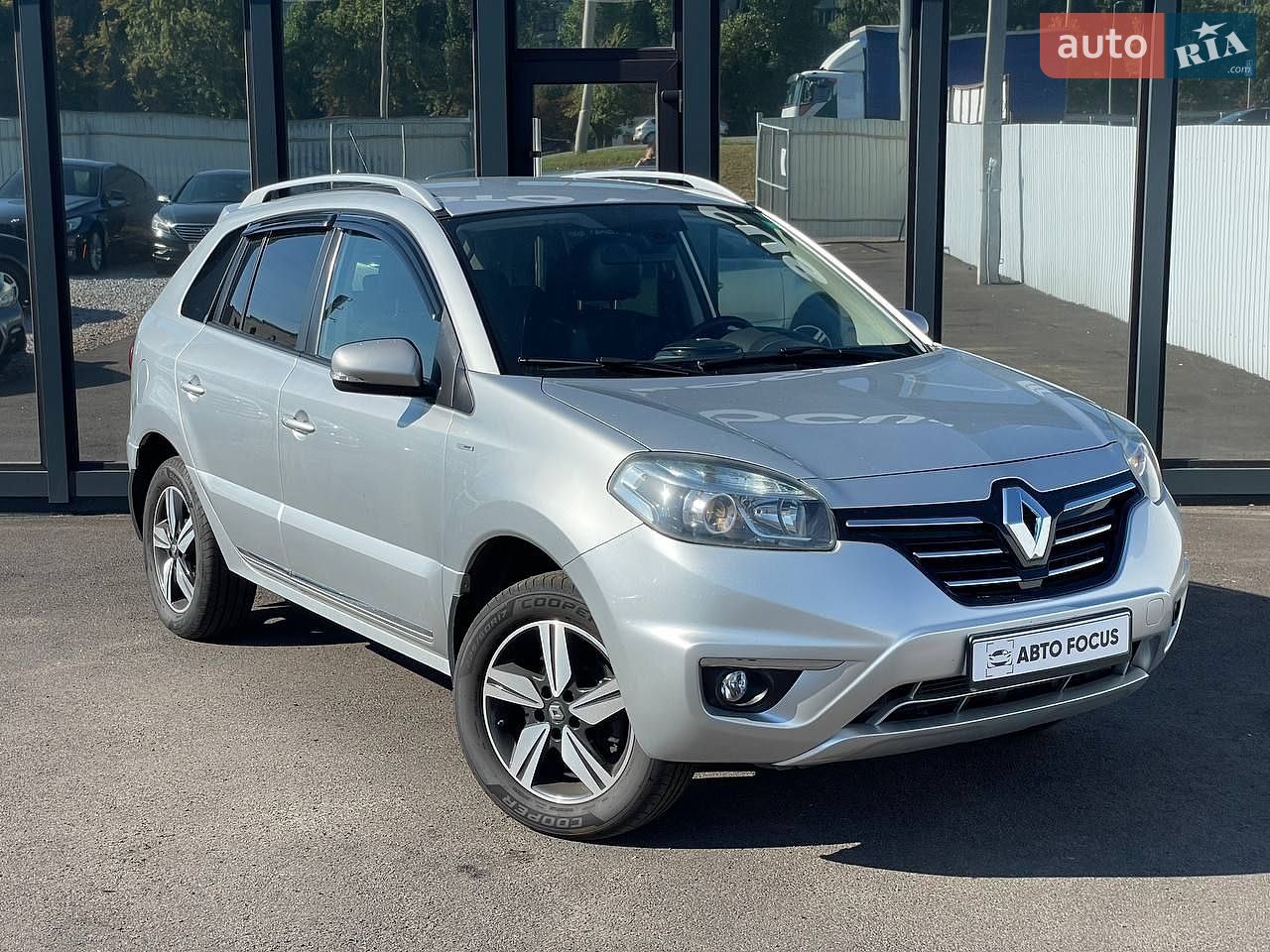 Renault Koleos 2014 VIN VF1VY00GVUC527206 фото оголошення 2 з 25