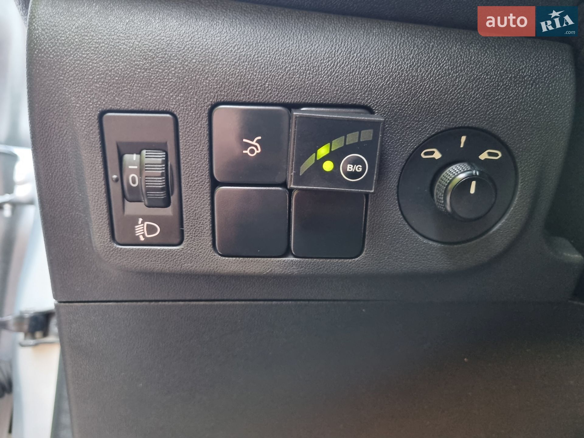 Peugeot 301 2014 VIN VF3DDHMY0EJ554311 фото оголошення 17 з 27