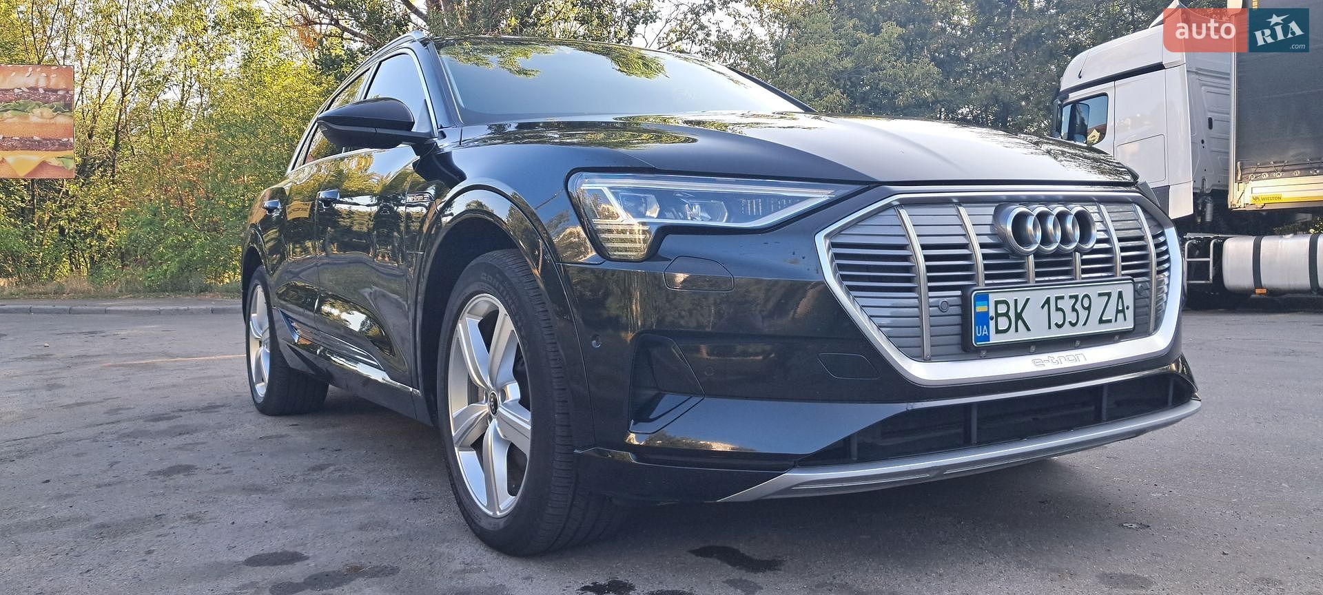 Audi e-tron 2020 VIN WAUZZZGE7MB009854 фото оголошення 4 з 46