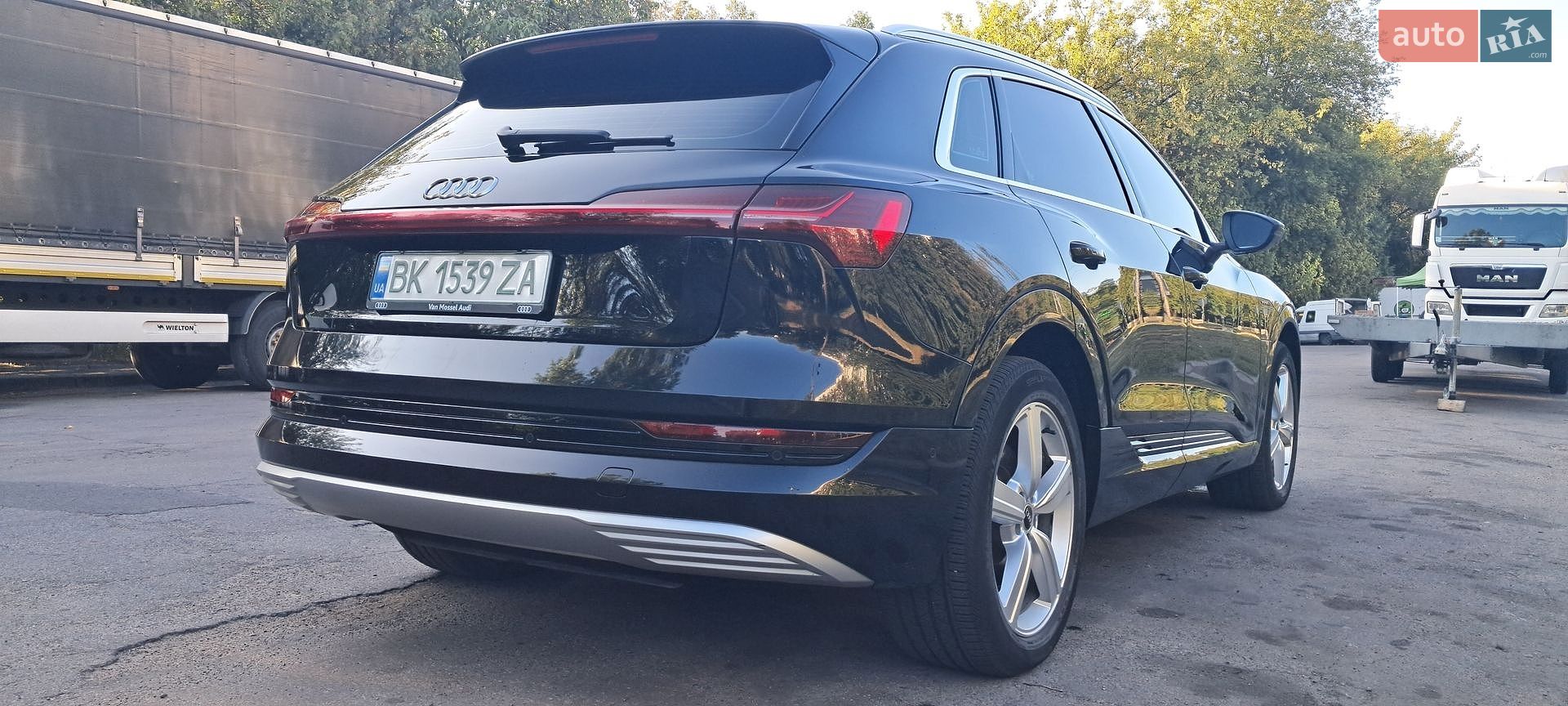 Audi e-tron 2020 VIN WAUZZZGE7MB009854 фото оголошення 14 з 46