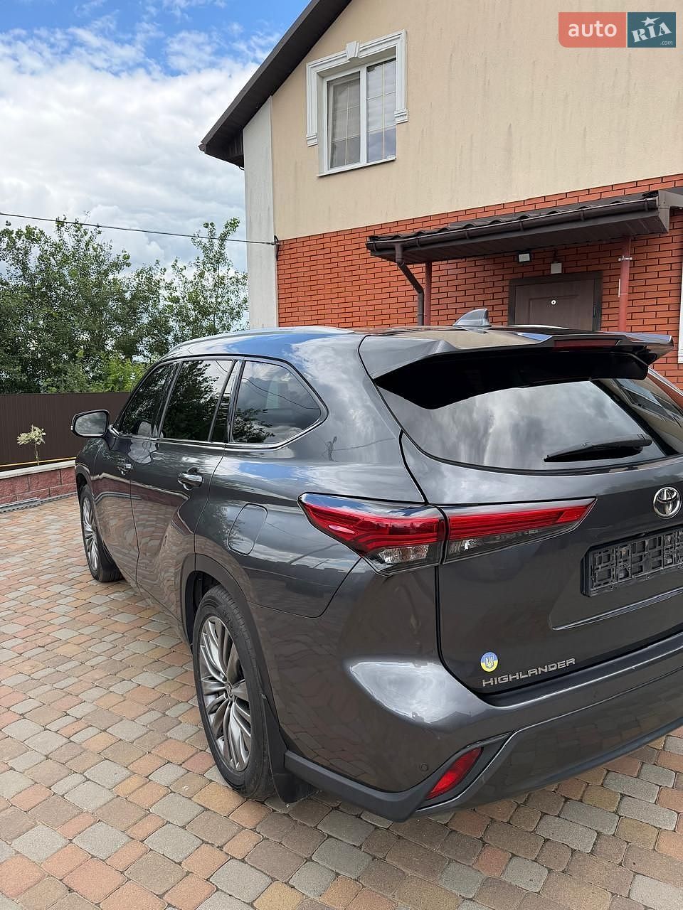 Toyota Highlander 2021 VIN 5TDLZ3BH40S054891 фото оголошення 4 з 26