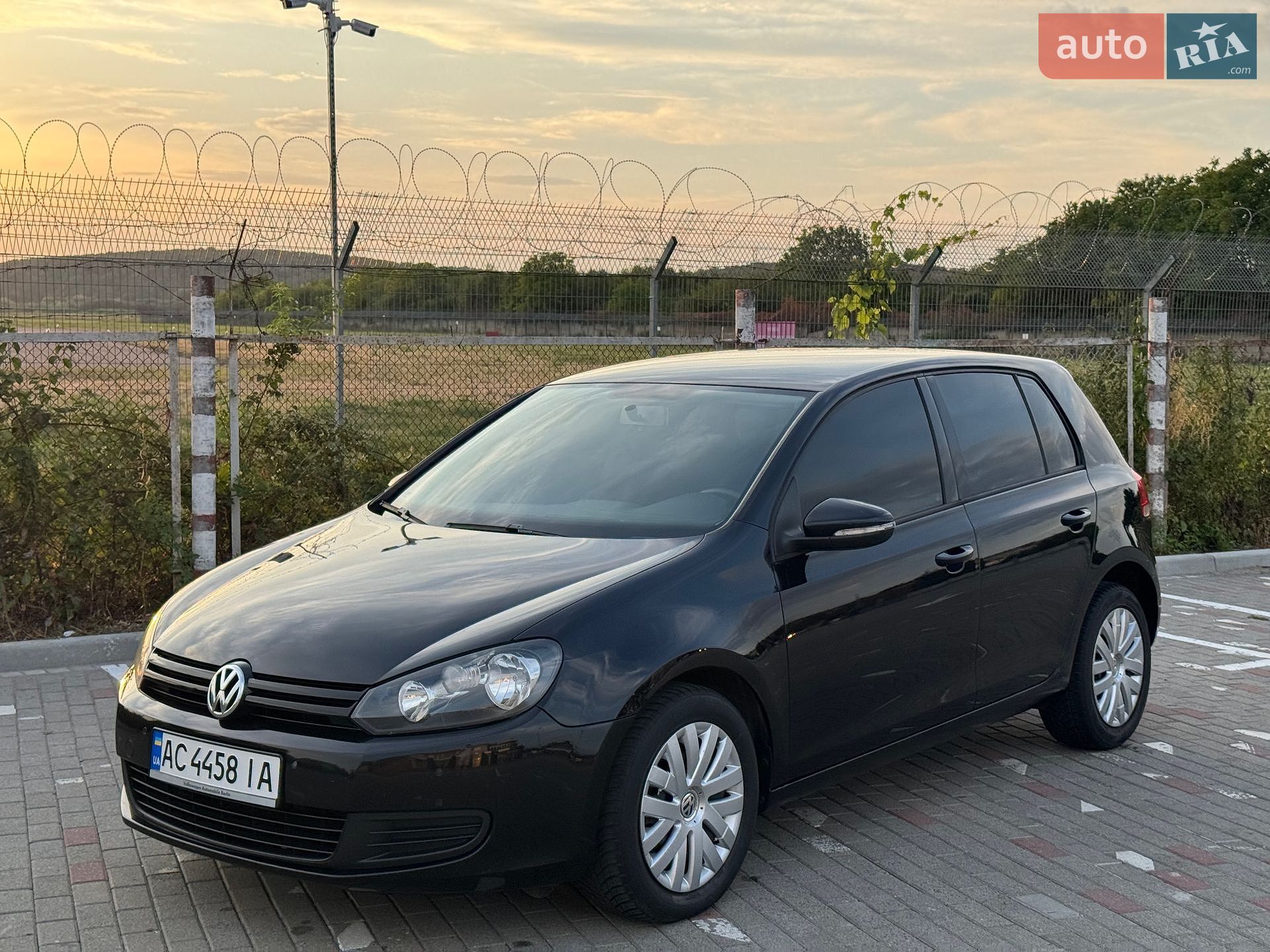 Volkswagen Golf 2008 VIN WVWZZZ1KZ9P437923 фото оголошення 4 з 76