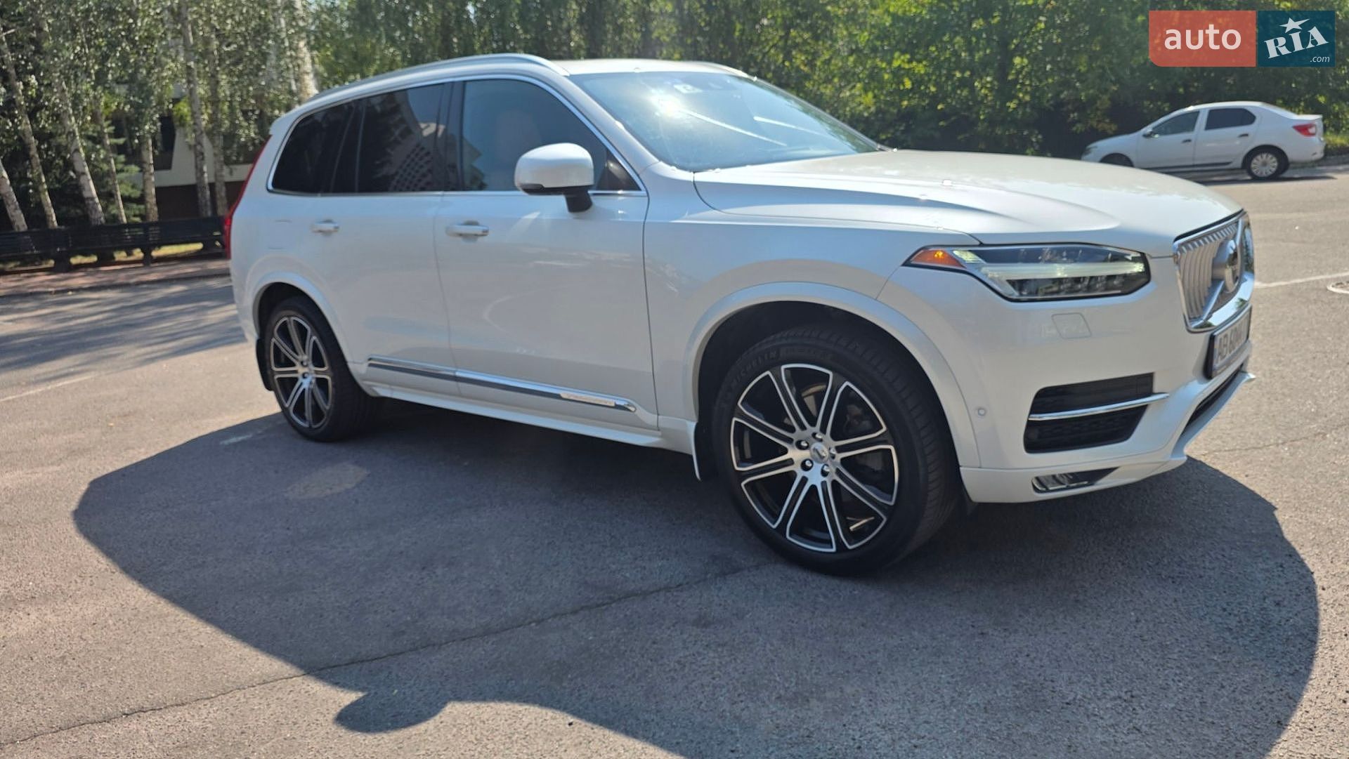 Volvo XC90 2017 VIN YV4A22PL0H1178701 фото оголошення 4 з 24