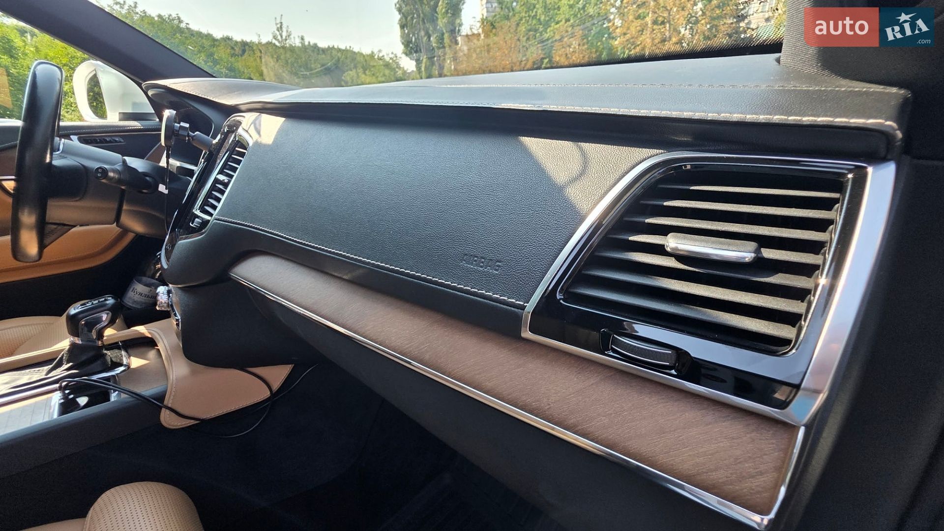 Volvo XC90 2017 VIN YV4A22PL0H1178701 фото оголошення 21 з 24