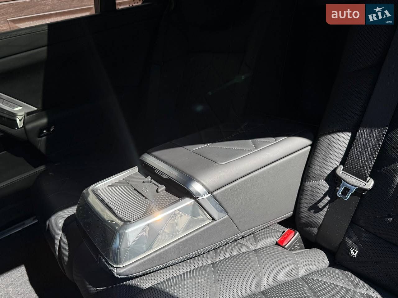 BMW i7 2022 VIN WBY51EJ030CM05345 фото оголошення 35 з 40