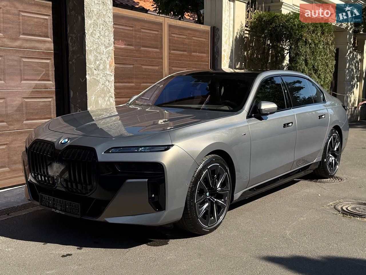 BMW i7 2022 VIN WBY51EJ030CM05345 фото оголошення 4 з 40