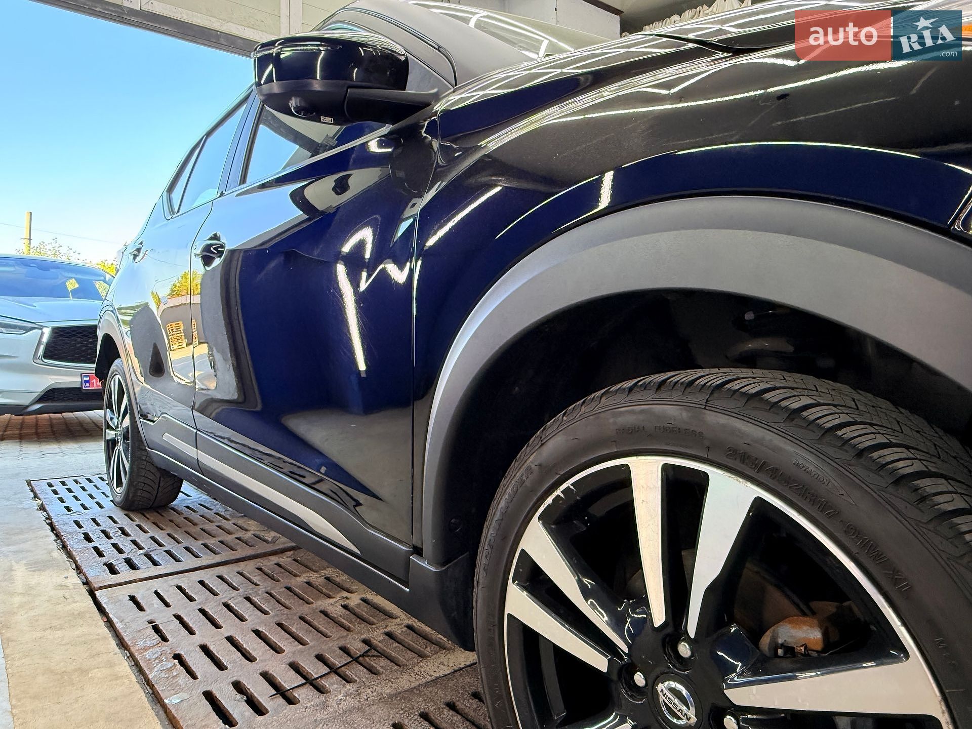 Nissan Kicks 2021 VIN 3N1CP5DV3LL575747 фото оголошення 22 з 34