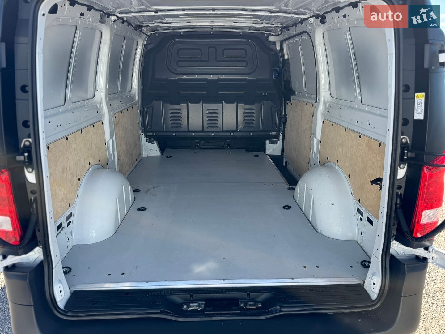 Mercedes-Benz Vito 2022 VIN W1V44760313943136 фото оголошення 41 з 95