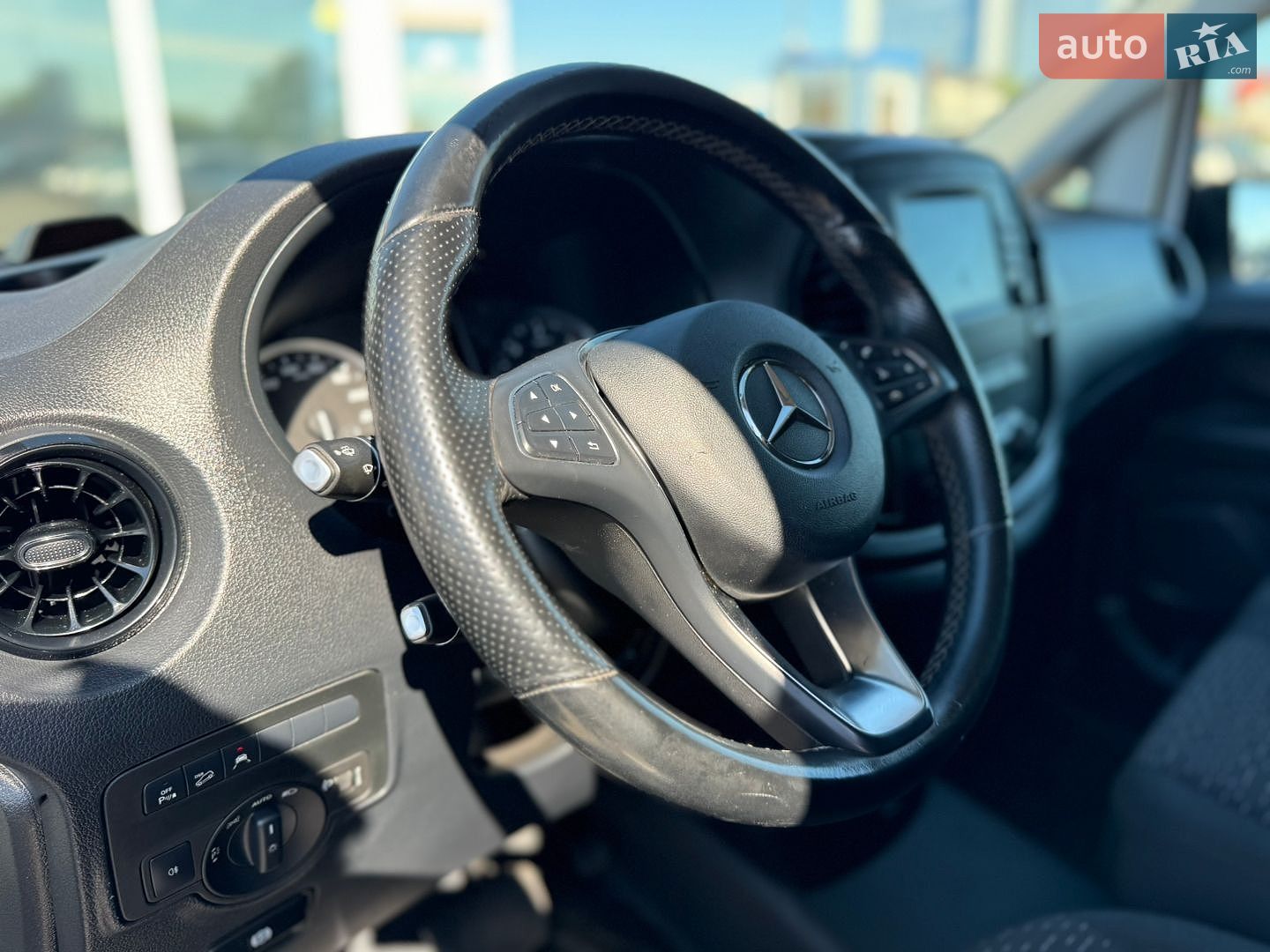 Mercedes-Benz Vito 2022 VIN W1V44760313943136 фото оголошення 76 з 95