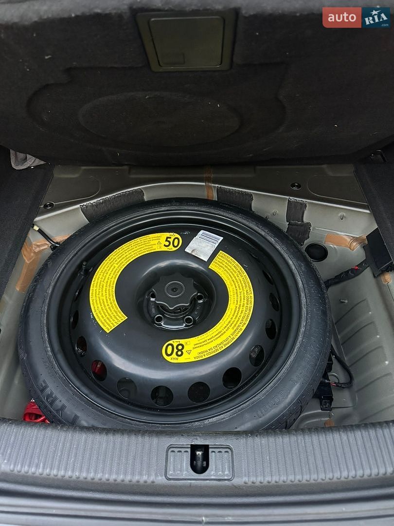Audi A6 2015 VIN WAUGFAFC9GN013389 фото оголошення 27 з 36