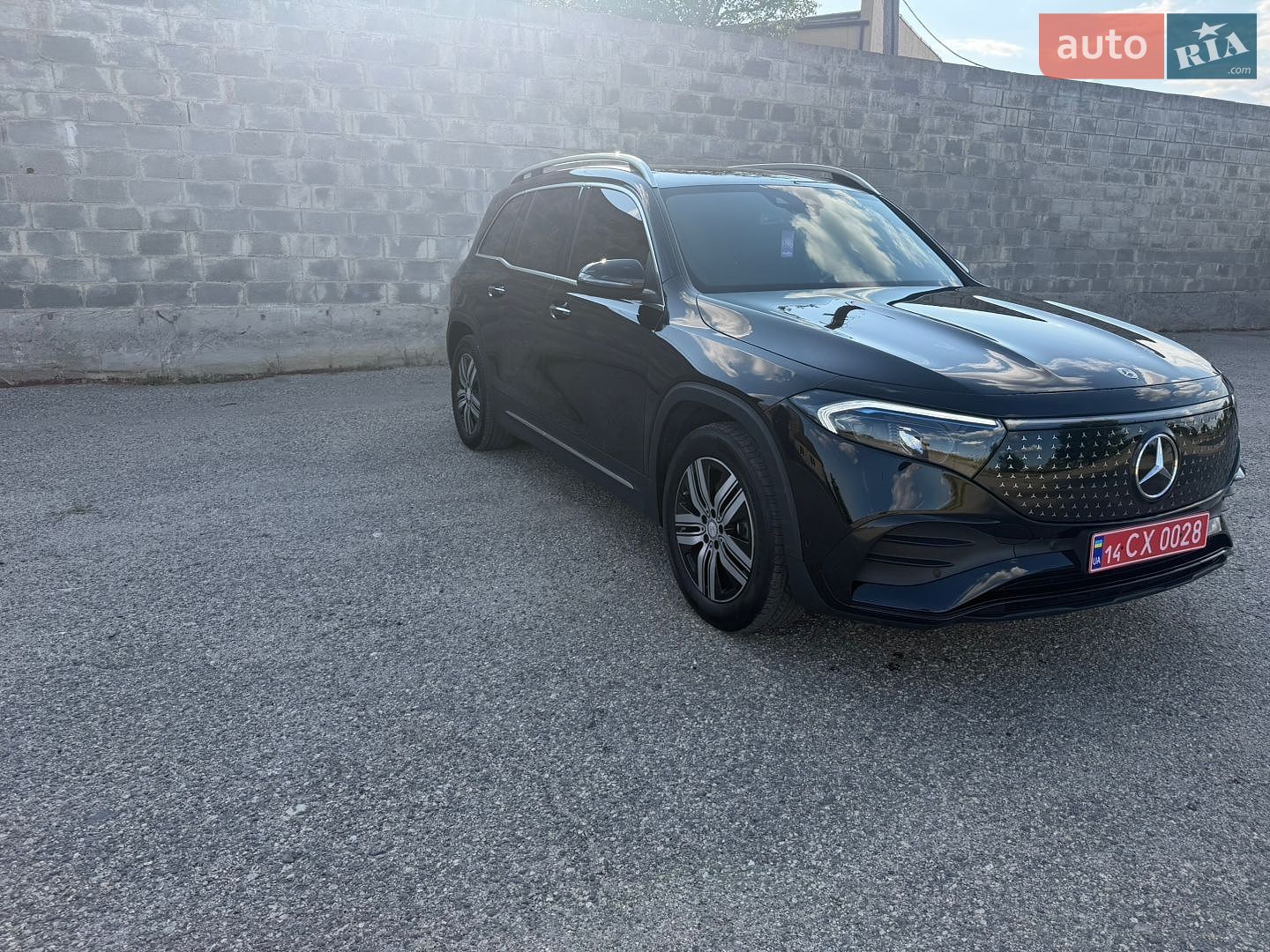 Mercedes-Benz EQB 2023 VIN W1N9M0KB3PN068891 фото оголошення 2 з 19
