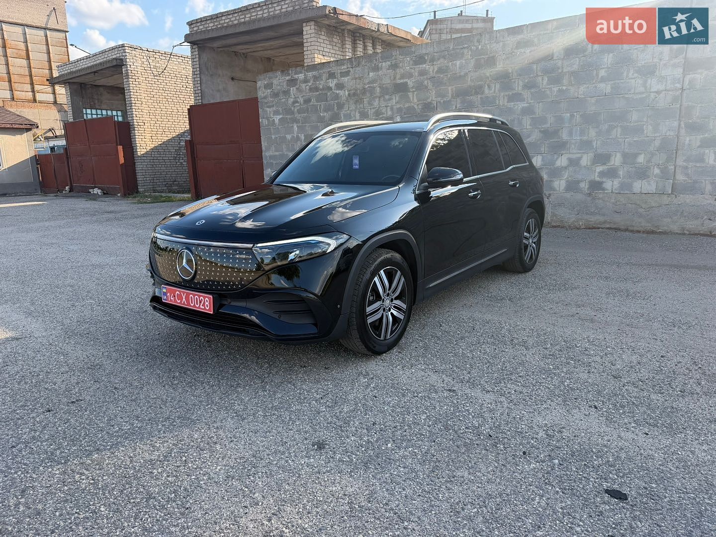 Mercedes-Benz EQB 2023 VIN W1N9M0KB3PN068891 фото оголошення 3 з 19
