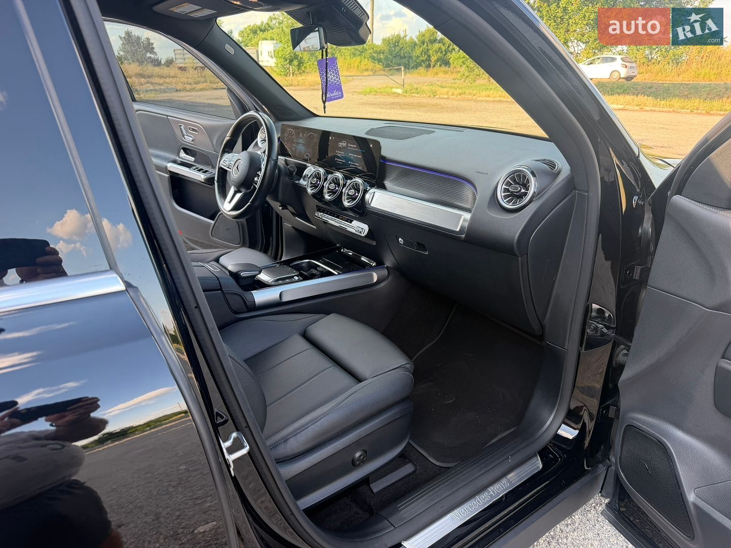 Mercedes-Benz EQB 2023 VIN W1N9M0KB3PN068891 фото оголошення 15 з 19