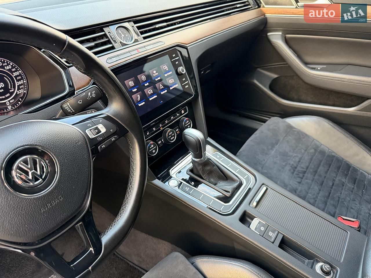 Volkswagen Passat 2018 VIN WVWZZZ3CZJE172415 фото оголошення 15 з 29