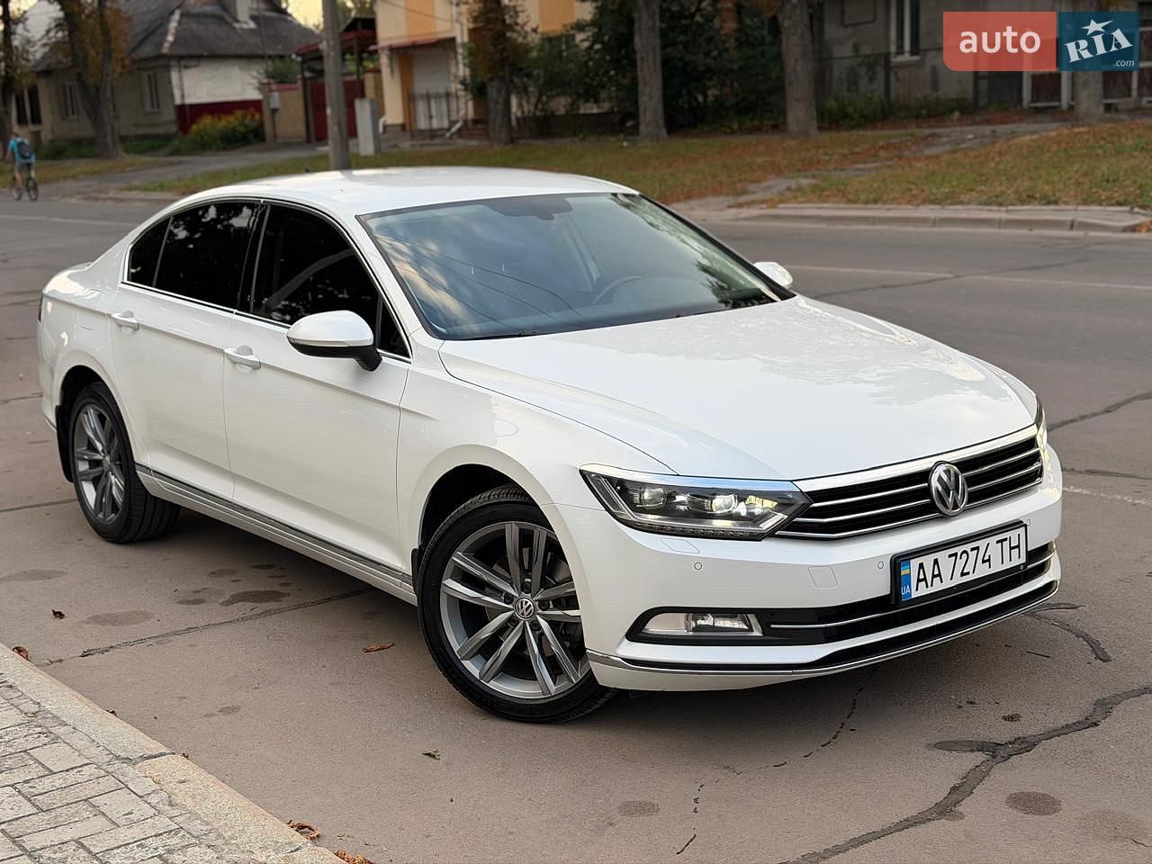 Volkswagen Passat 2018 VIN WVWZZZ3CZJE172415 фото оголошення 27 з 29