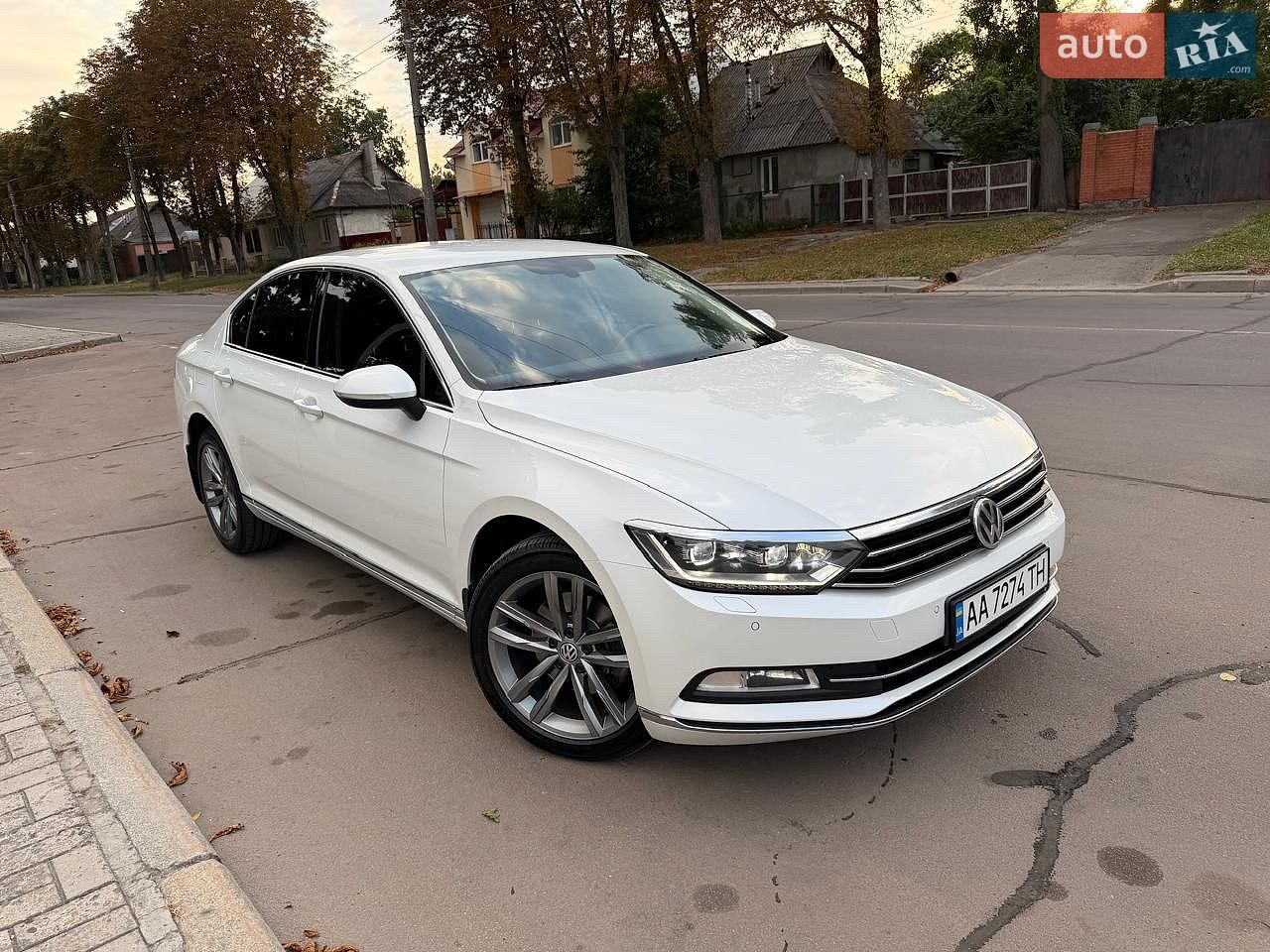 Volkswagen Passat 2018 VIN WVWZZZ3CZJE172415 фото оголошення 28 з 29