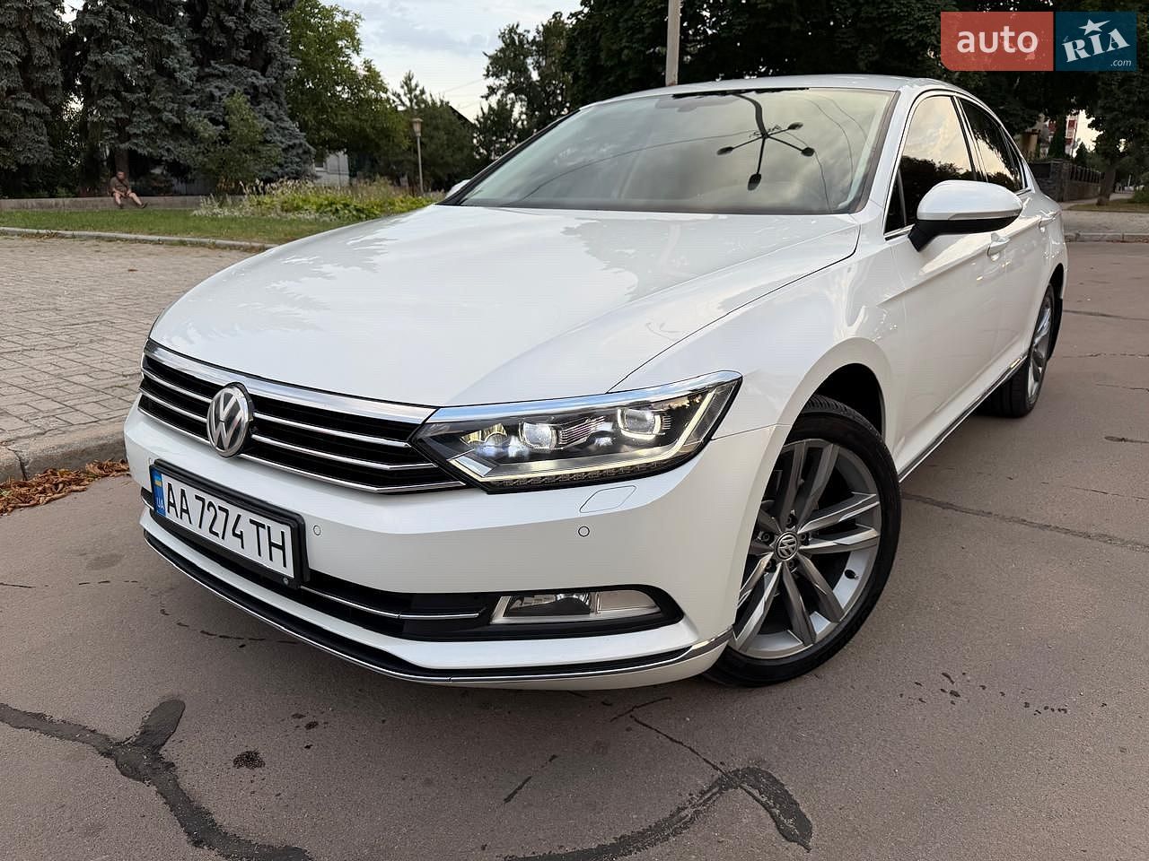 Volkswagen Passat 2018 VIN WVWZZZ3CZJE172415 фото оголошення 29 з 29